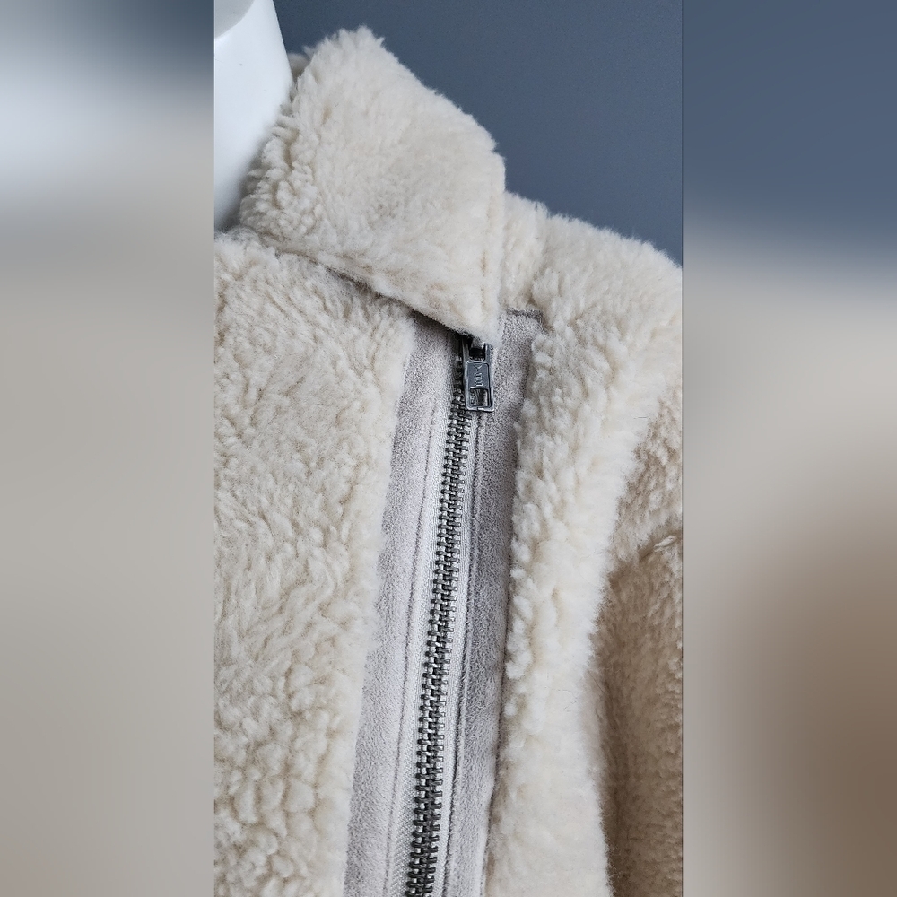 Women's Cream Shearling Jacket - Picture 13 of 14
